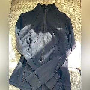 Lululemon Define Jacket. Used (minimal timed).